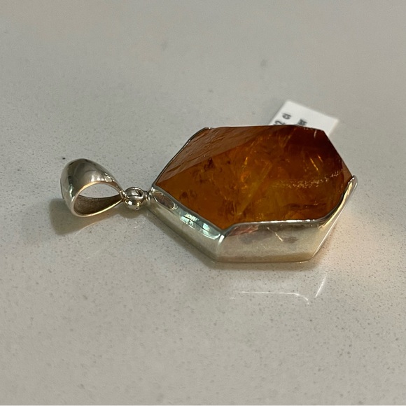 One of a kind 72.90 carat faceted Citrine Quartz Pendant - Picture 3 of 11